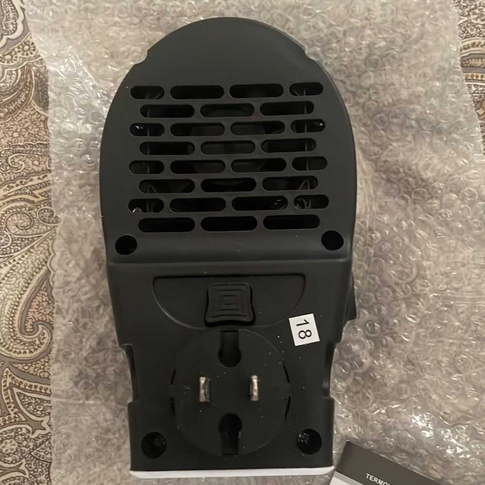 Portable Plug In Space Heater 500 Watt LED Display Timer Function Countertop NEW - Picture 10 of 10